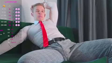 Snapshot of night_wwwolf chatting on January 2025 10:41:01 AM Jameson online show from January 2025 10:41:01 AM