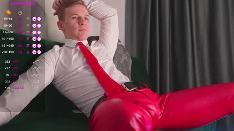 Snapshot of night_wwwolf chatting on March 2025 04:37:02 AM Jameson online show from March 2025 04:37:02 AM