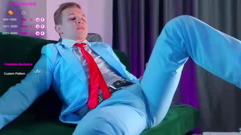 Snapshot of night_wwwolf chatting on March 2025 11:53:01 PM Jameson online show from March 2025 11:53:01 PM