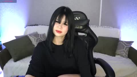 Aylin online show from April 2026 09:39:33 PM