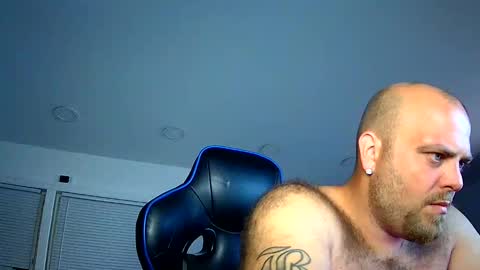 Snapshot of nightlifecouple chatting on September 2025 02:57:01 AM nightlifecouple online show from September 2025 02:57:01 AM