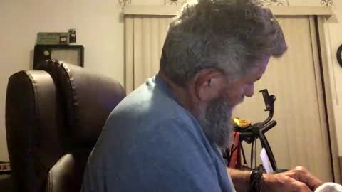 nightmoves1970 online show from October 2025 03:39:02 AM