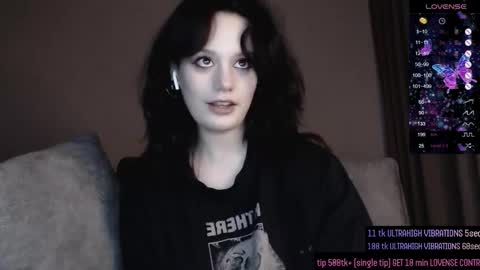  Darcy online show from December 2025 06:38:01 PM