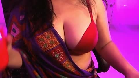 nightqueen107446 online show from March 2025 05:00:02 AM