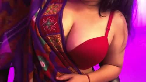 nightqueen107446 online show from October 2025 02:12:02 AM