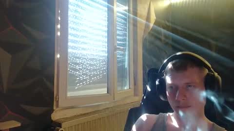 Snapshot of niglo620 chatting on April 2026 03:12:01 PM niglo620 online show from April 2026 03:12:01 PM