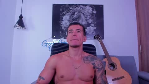 Snapshot of niickcooper chatting on February 2025 05:18:01 AM Niick online show from February 2025 05:18:01 AM