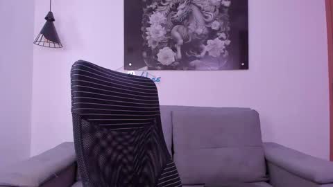 Snapshot of niickcooper chatting on February 2025 12:04:01 AM Niick online show from February 2025 12:04:01 AM