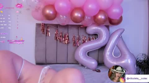 Snapshot of niicoleta2 chatting on May 2026 08:42:01 AM Niicoleta online show from May 2026 08:42:01 AM