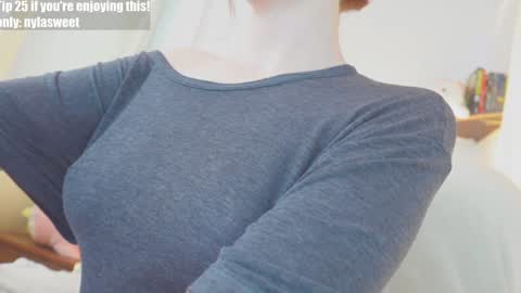 of Nylasweet online show from October 2025 07:14:02 PM