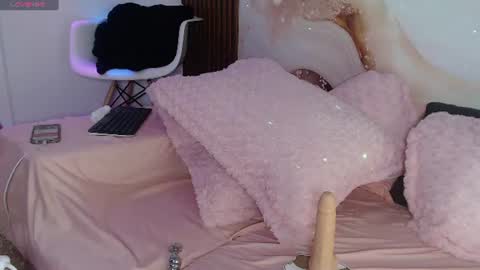 Snapshot of nika_belov chatting on June 2026 11:31:01 AM NIKA online show from June 2026 11:31:01 AM