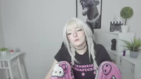 Nika online show from July 2026 01:03:02 PM