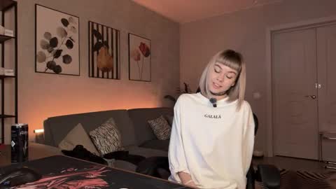 Snapshot of nika_lodge_official chatting on February 2026 03:35:02 PM Russian sweet baby online show from February 2026 03:35:02 PM