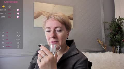 Nika online show from December 2024 09:06:02 AM