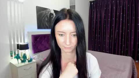 NikaLewis online show from November 2025 10:43:02 AM