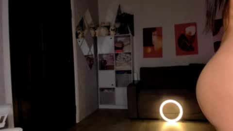 Snapshot of nikamioo chatting on September 2025 05:12:02 PM Nika online show from September 2025 05:12:02 PM