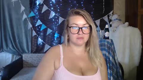 Snapshot of nikaskylink chatting on September 2025 03:32:02 AM Nika online show from September 2025 03:32:02 AM