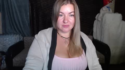 Snapshot of nikaskylink chatting on November 2025 03:50:01 AM Nika online show from November 2025 03:50:01 AM