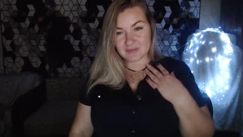 Snapshot of nikaskylink chatting on November 2025 08:40:01 PM Nika online show from November 2025 08:40:01 PM