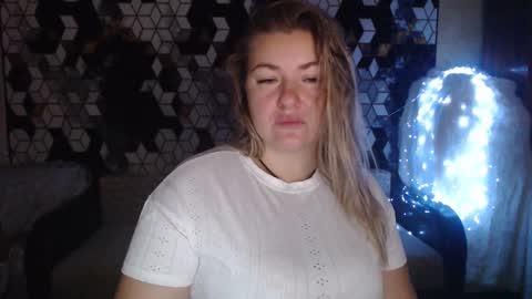 Snapshot of nikaskylink chatting on November 2025 03:50:02 AM Nika online show from November 2025 03:50:02 AM