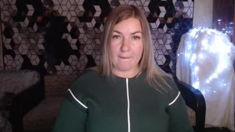 Snapshot of nikaskylink chatting on November 2025 08:11:01 PM Nika online show from November 2025 08:11:01 PM