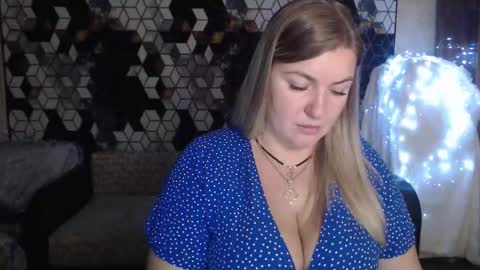 Snapshot of nikaskylink chatting on November 2025 08:11:02 PM Nika online show from November 2025 08:11:02 PM