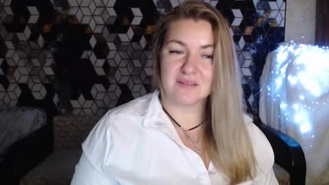 Snapshot of nikaskylink chatting on December 2025 08:18:02 PM Nika online show from December 2025 08:18:02 PM