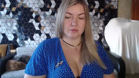 Snapshot of nikaskylink chatting on February 2026 05:17:01 AM Nika online show from February 2026 05:17:01 AM