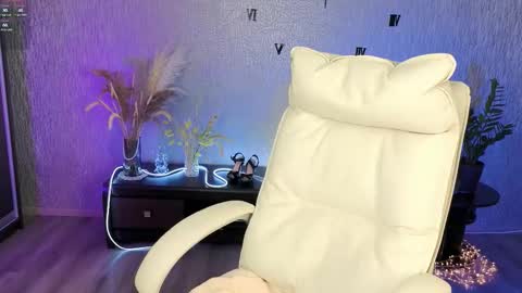 Snapshot of nikastill_ chatting on January 2026 12:58:01 AM NikaStill online show from January 2026 12:58:01 AM