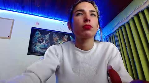 Snapshot of niki_1998 chatting on December 2024 04:16:02 AM Natalia online show from December 2024 04:16:02 AM