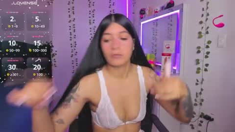 Niki online show from June 2026 05:04:01 PM