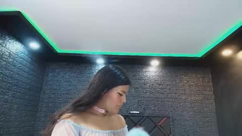 NIKI online show from May 2026 12:44:01 PM