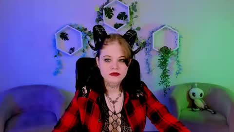 nikki_kiss_ online show from June 2026 08:30:02 AM