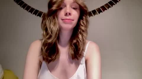 Nikki online show from January 2025 01:14:02 PM