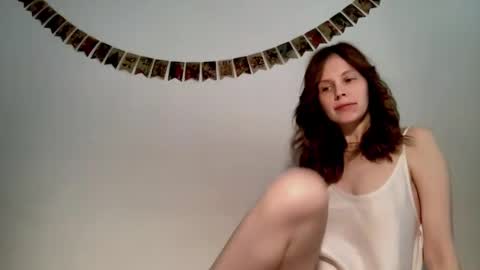 Nikki online show from February 2025 10:18:02 AM