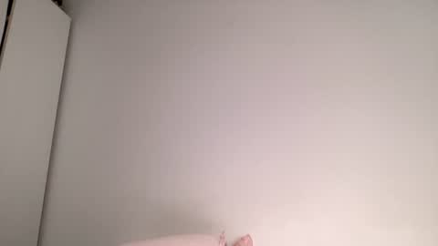 Nikki online show from June 2026 12:22:01 PM