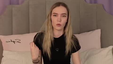 nikkilane11 online show from April 2026 03:05:01 PM