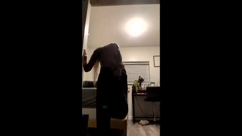 Nikki Majors online show from March 2026 05:43:01 AM