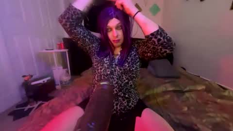 Nikki Neverland online show from July 2026 06:54:01 PM