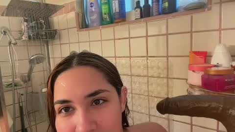 Nikkinotnicki00 online show from June 2026 10:18:02 PM