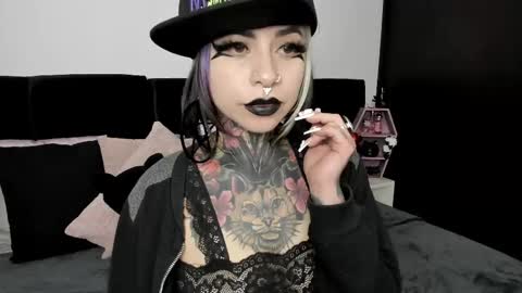 Snapshot of nikkiramone chatting on February 2025 01:17:02 PM Nikki Ramone online show from February 2025 01:17:02 PM