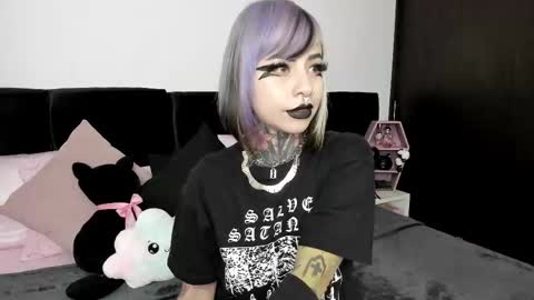 Snapshot of nikkiramone chatting on March 2025 02:20:01 AM Nikki Ramone online show from March 2025 02:20:01 AM