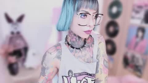 Nikki Ramone   online show from March 2026 10:20:01 AM