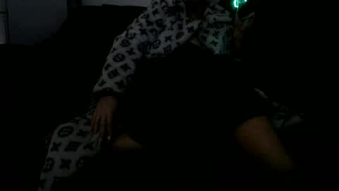 Niquita Sparkles online show from December 2024 06:26:02 PM