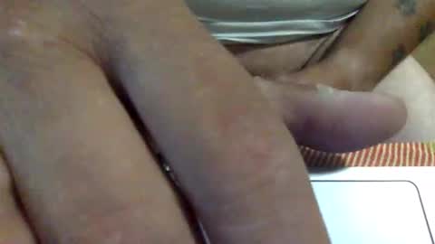 nikko196969 online show from September 2025 05:35:01 PM