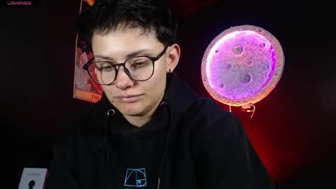 Nikky online show from April 2026 05:52:01 PM