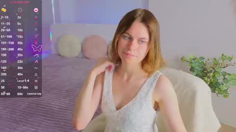 Snapshot of nikkyy_reed chatting on June 2026 06:29:01 AM Nikky online show from June 2026 06:29:01 AM