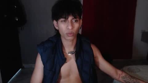 niklaus_wolf online show from October 2025 06:02:02 AM