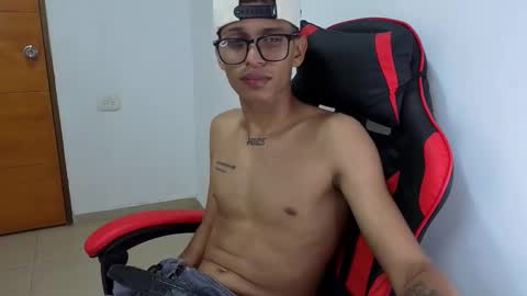 Snapshot of niklaus_wolf chatting on February 2026 11:39:01 PM niklaus_wolf online show from February 2026 11:39:01 PM