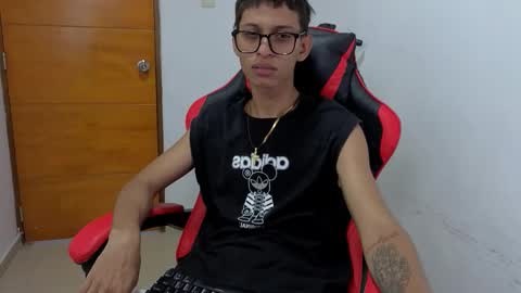 Snapshot of niklaus_wolf chatting on March 2026 05:06:01 PM niklaus_wolf online show from March 2026 05:06:01 PM